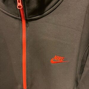 Nike club sportswear half zip
